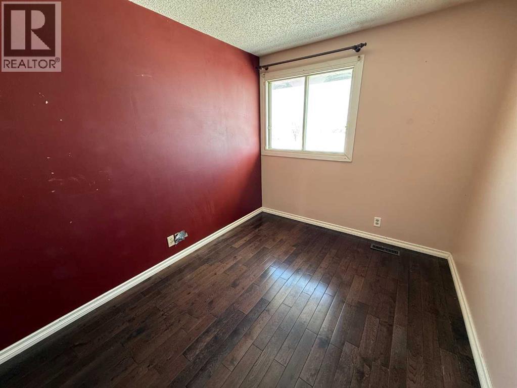 #93 1555 Falconridge Drive - 28