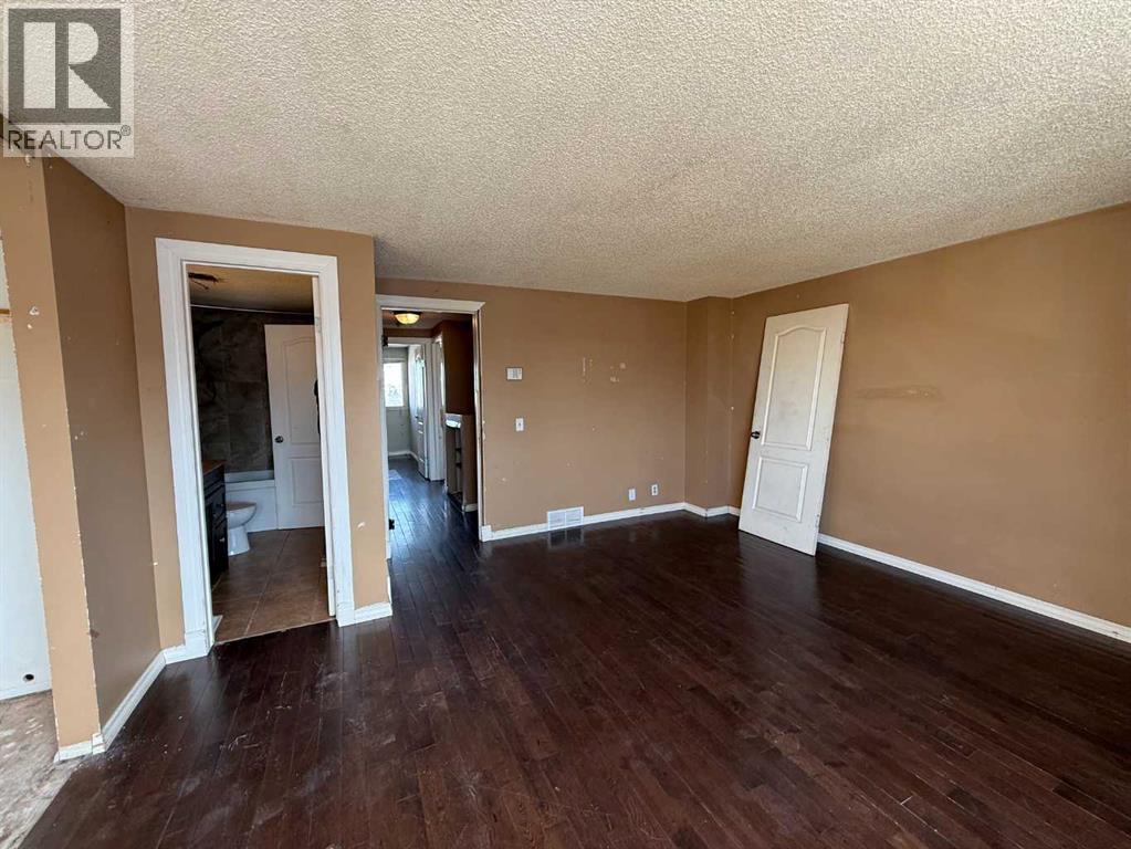 #93 1555 Falconridge Drive - 19
