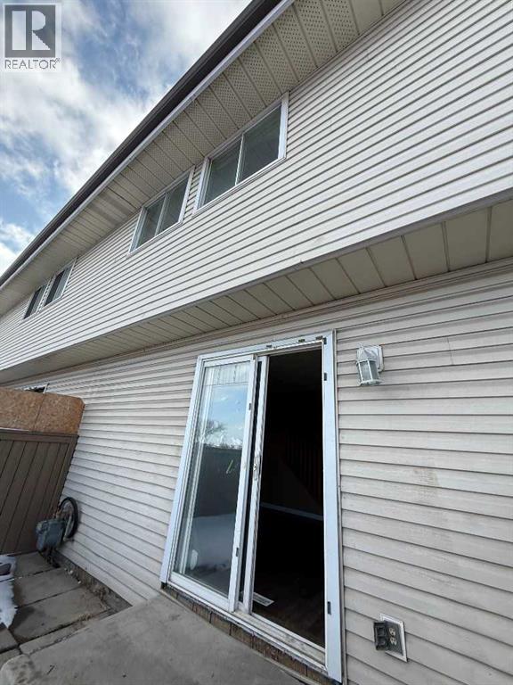 #93 1555 Falconridge Drive - 40