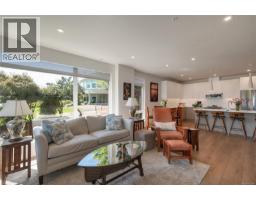 102 684 Island Hwy S, Campbell River, BC V9W1A6 Photo 13