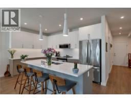 102 684 Island Hwy S, Campbell River, BC V9W1A6 Photo 9