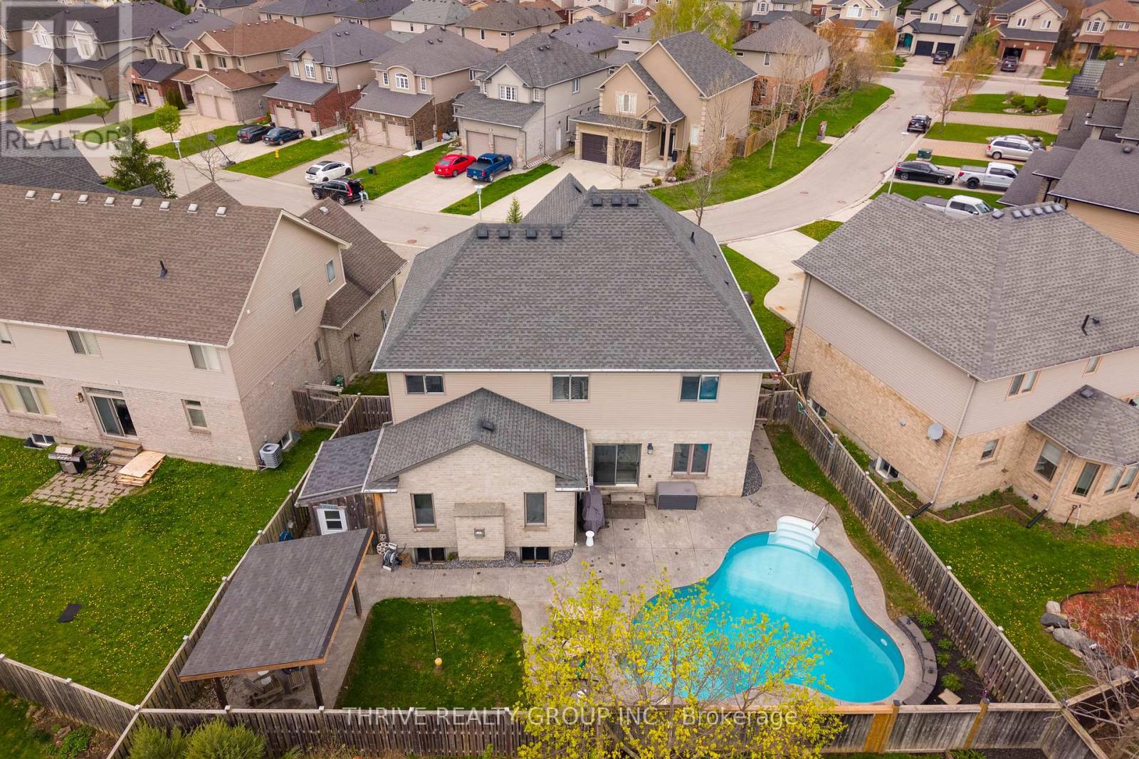 1500 HEALY LANE - 44