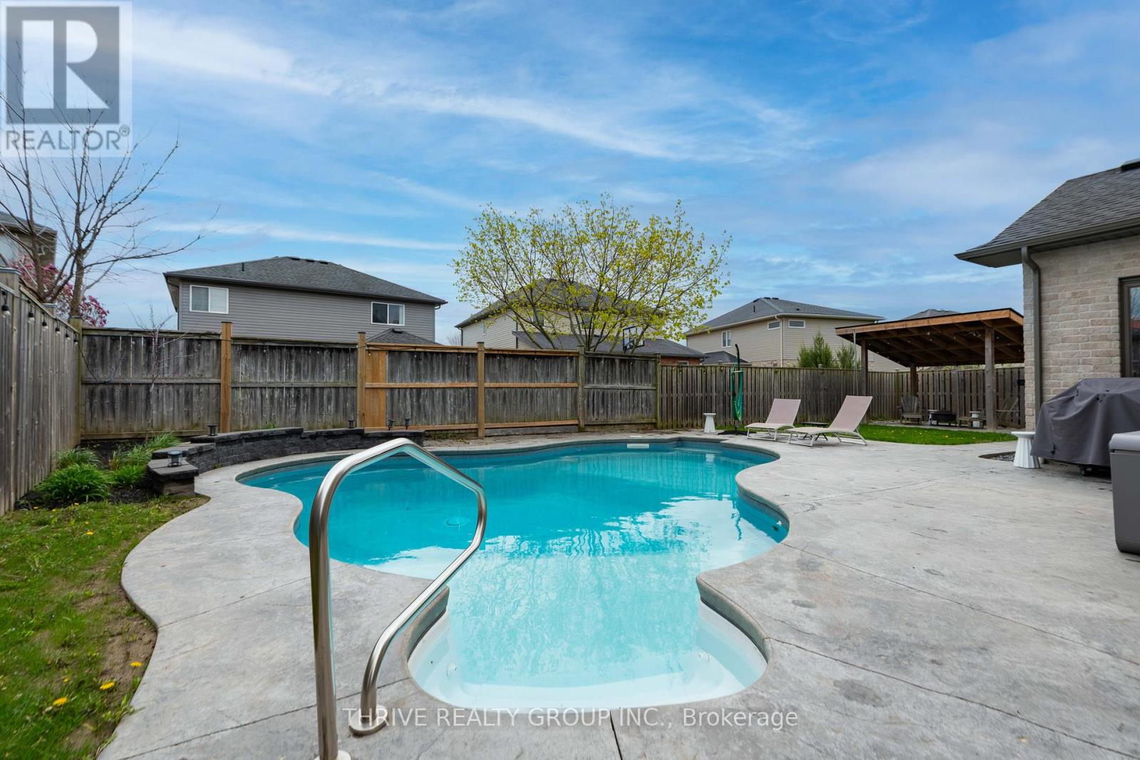 1500 HEALY LANE - 45