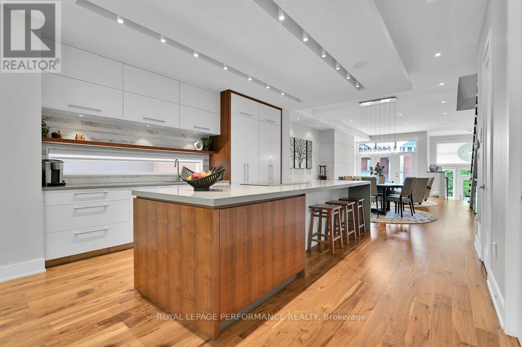 43 WILLARD STREET - 14