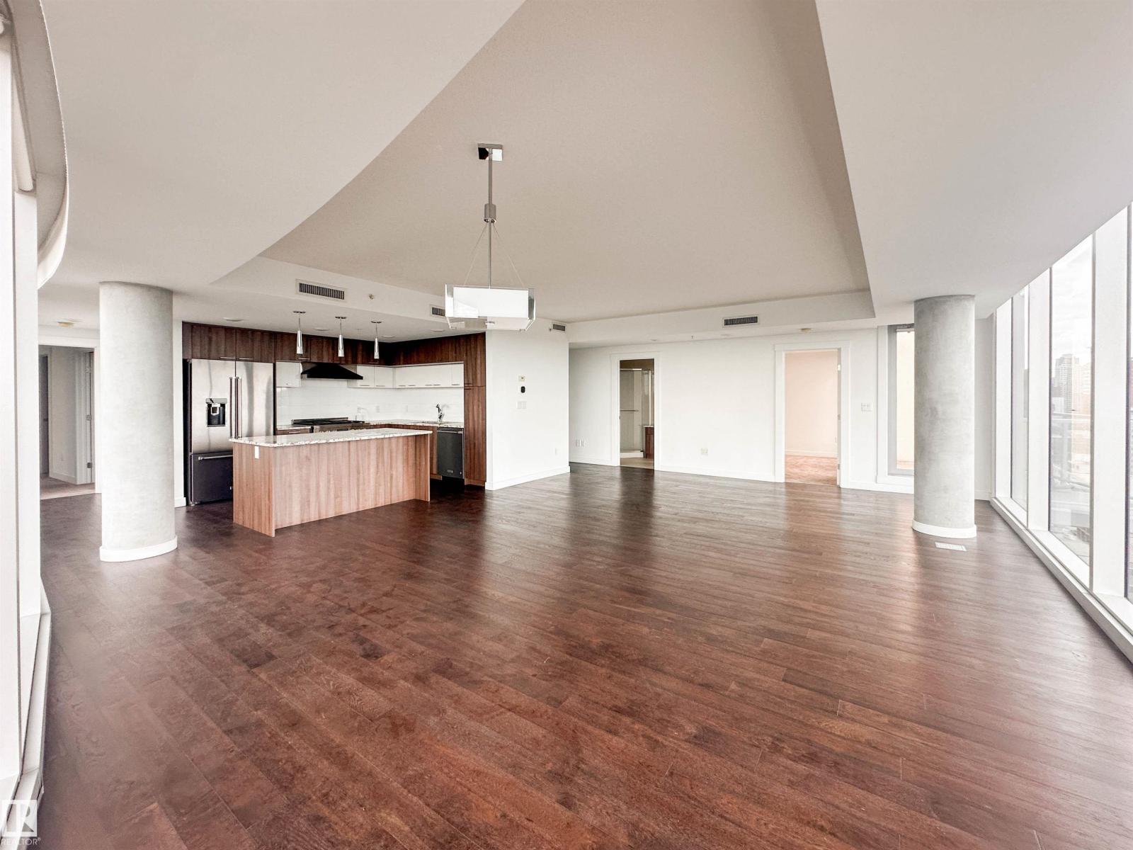 #2504 9720 106 ST NW - 37