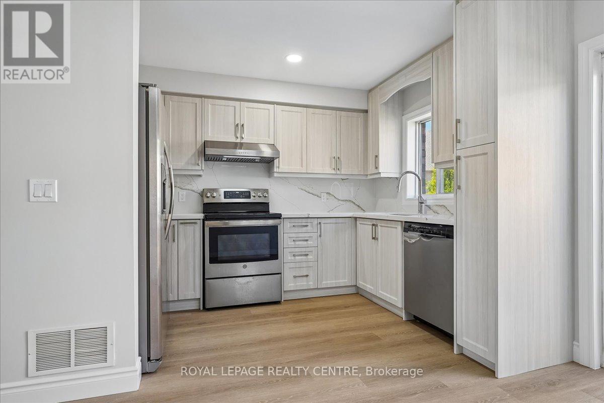 #110 50 STRATHAVEN DRIVE - 12