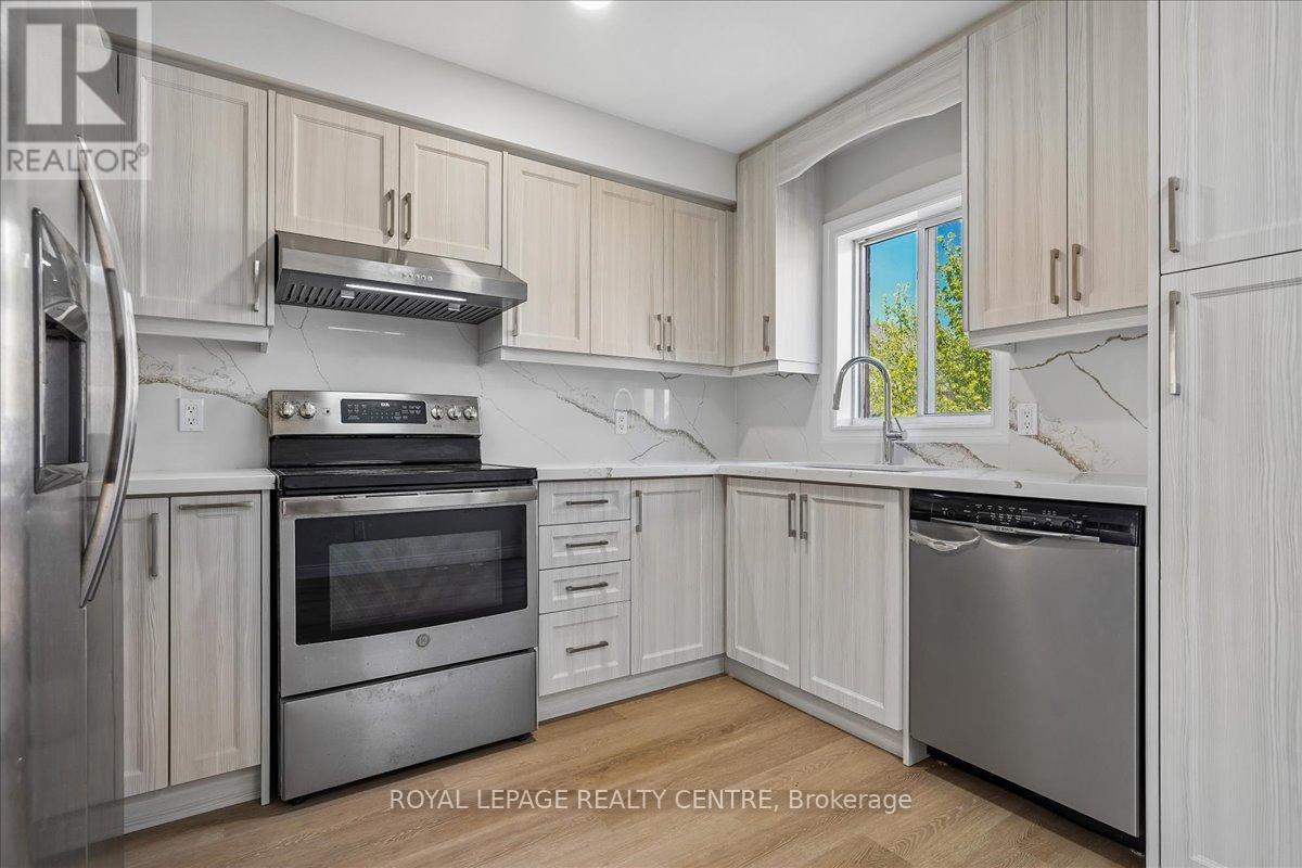 #110 50 STRATHAVEN DRIVE - 13