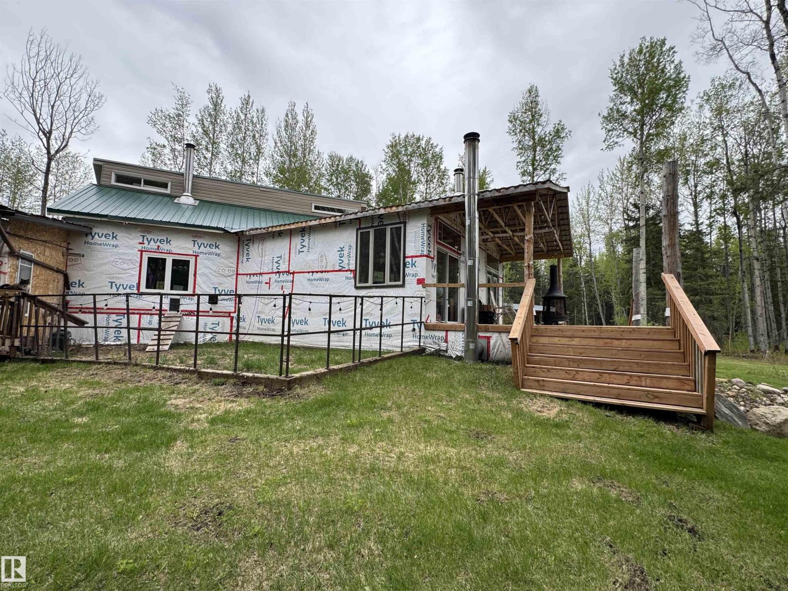 670070 HWY 44 - 56