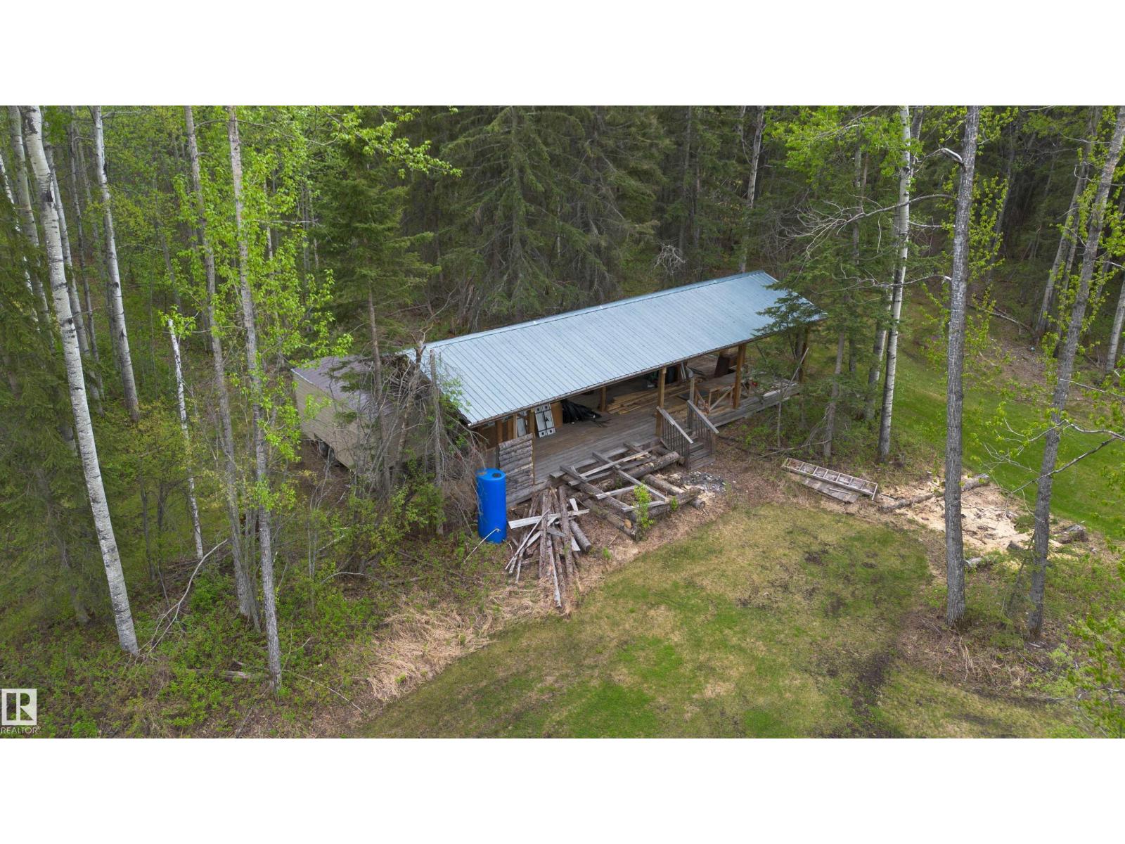 670070 HWY 44 - 72