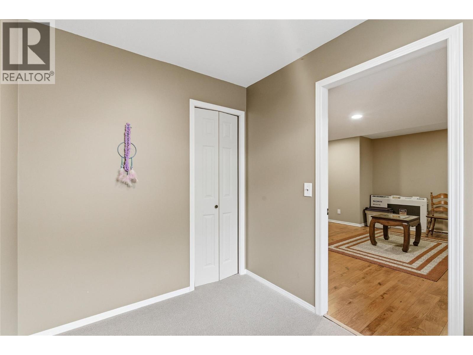 #137 445 Yates Road N - 29