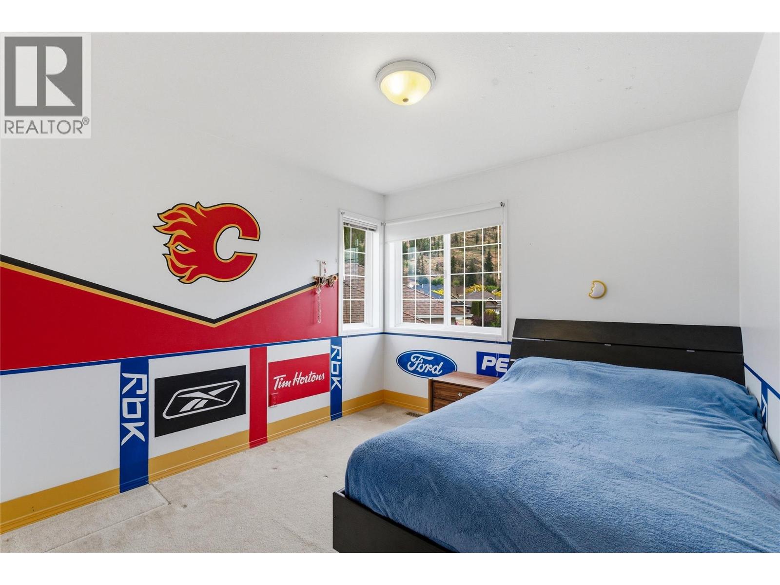 #137 445 Yates Road N - 23