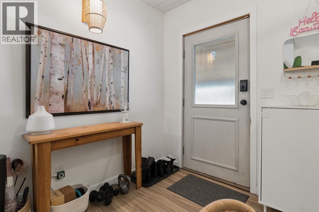 5019 52 Street - 31