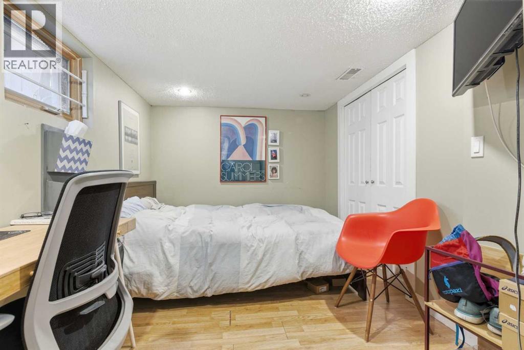 2801 26A Street SW - 23