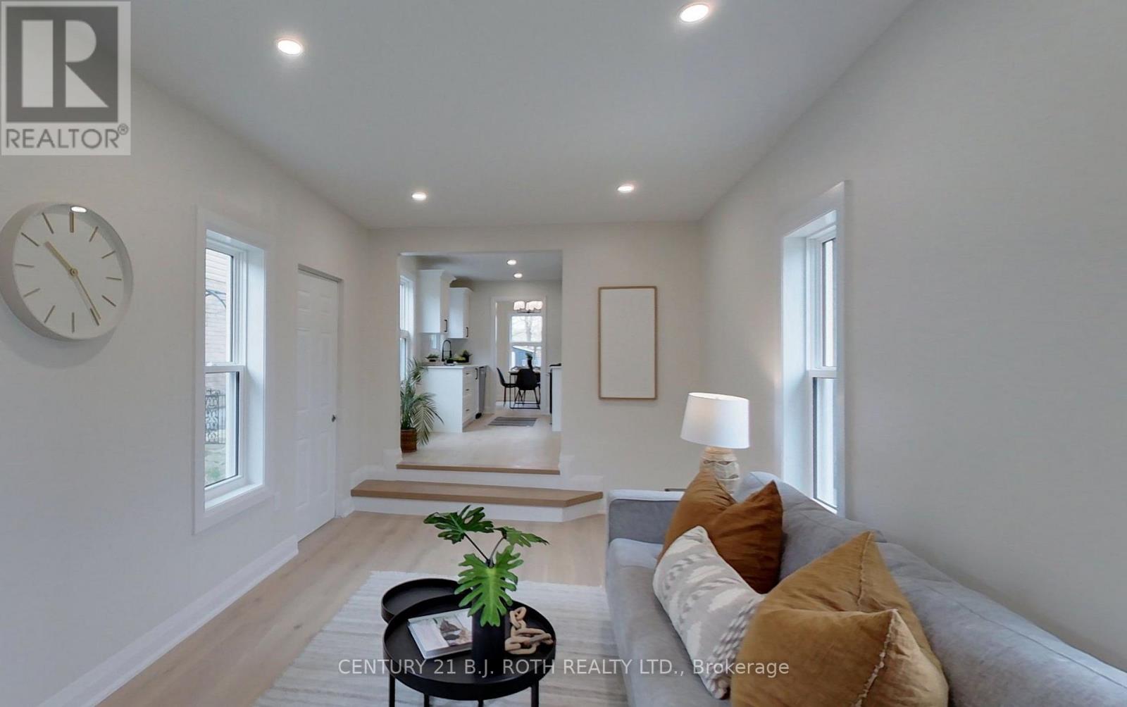 20 HADDEN CRESCENT - 18