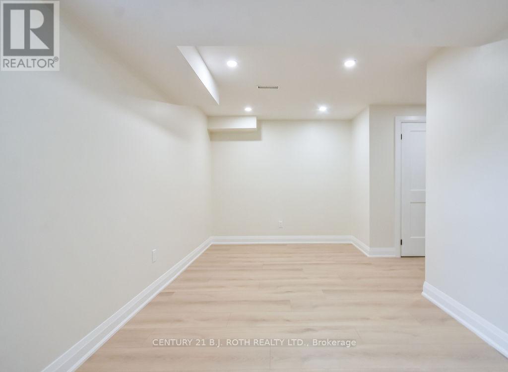 20 HADDEN CRESCENT - 34