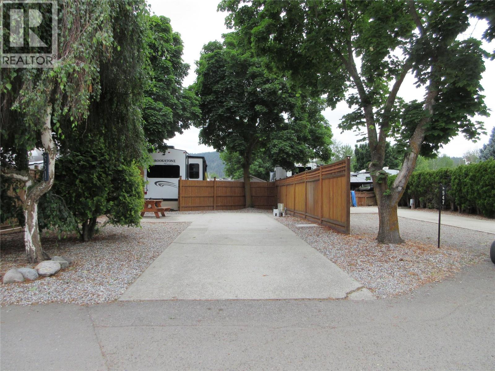 #551-415 Commonwealth Road, Kelowna