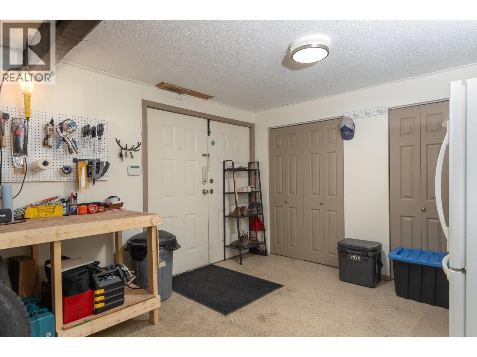 590 8 Street SE - 24
