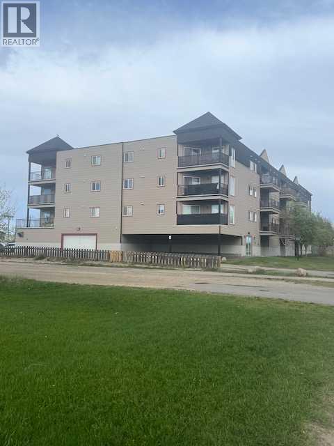 302, 4502 52 Avenue - photo 2