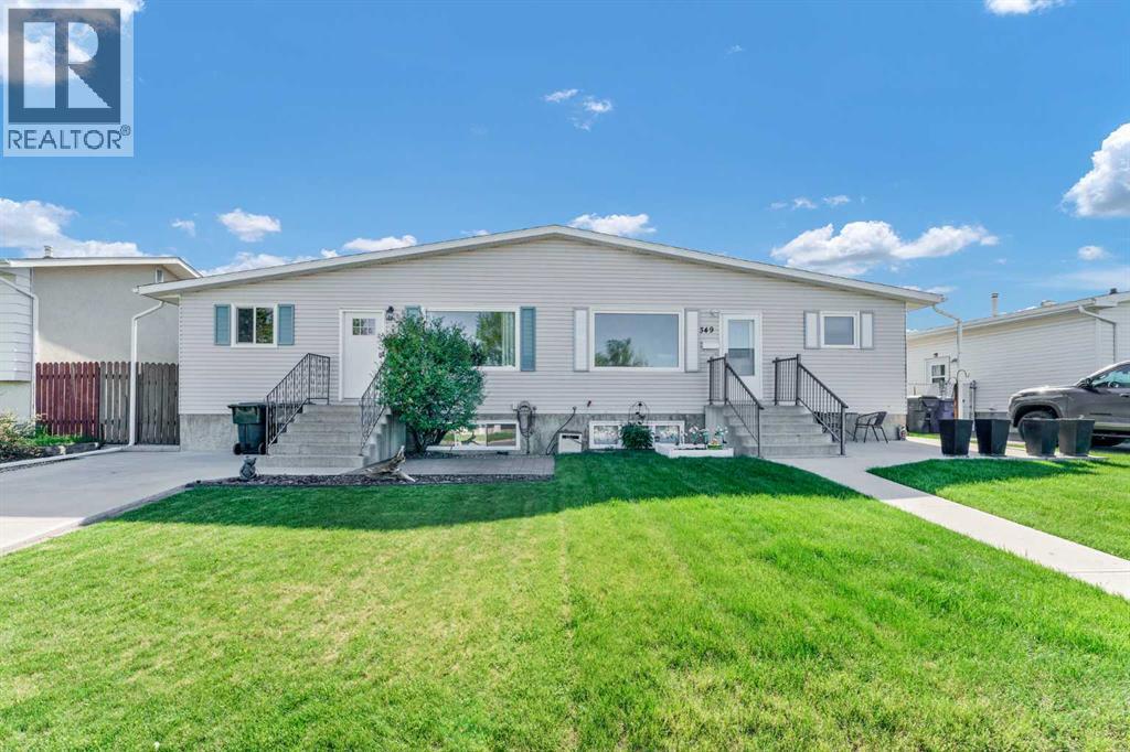 353 Ross Glen Drive SE - photo 2