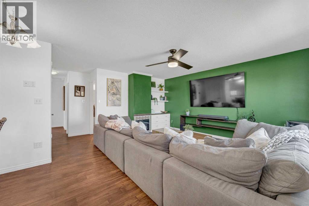 353 Ross Glen Drive SE - photo 5