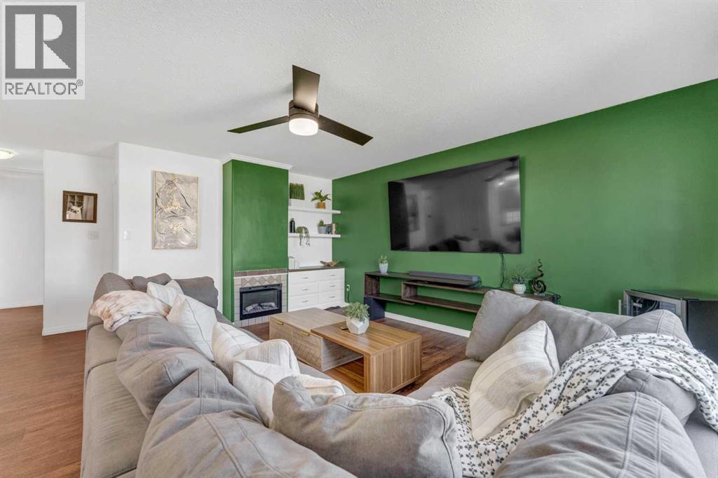353 Ross Glen Drive SE — photo 7