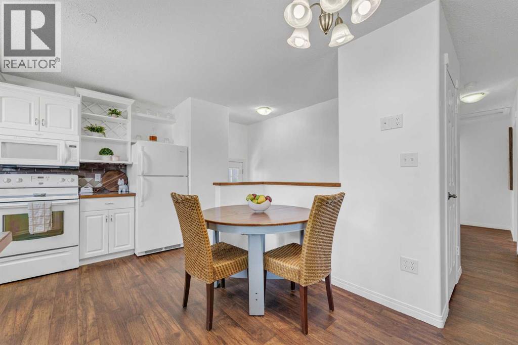353 Ross Glen Drive SE — photo 11