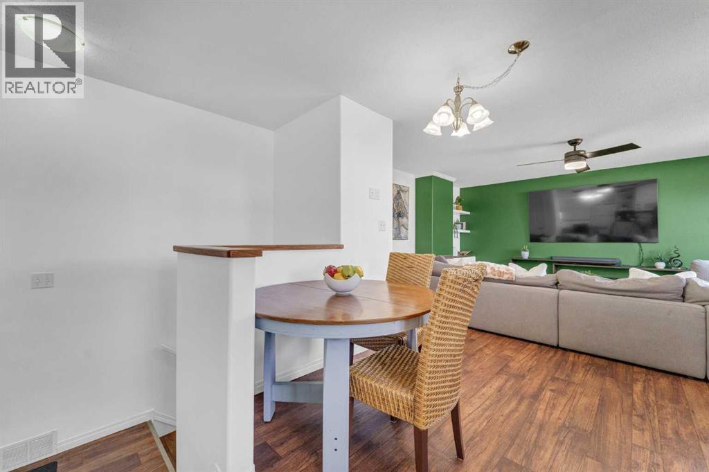 353 Ross Glen Drive SE — photo 12