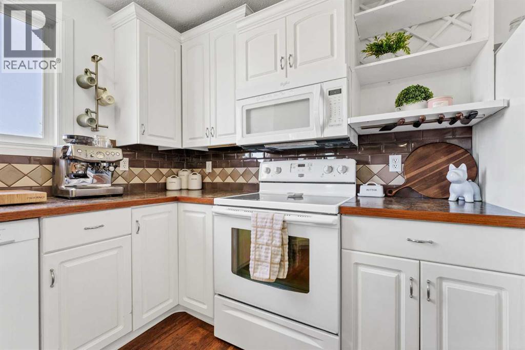 353 Ross Glen Drive SE — photo 18