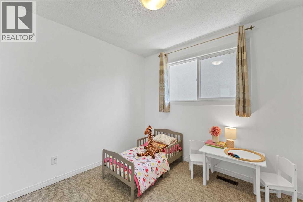 353 Ross Glen Drive SE — photo 19