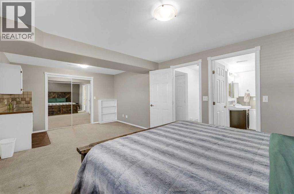 353 Ross Glen Drive SE — photo 34
