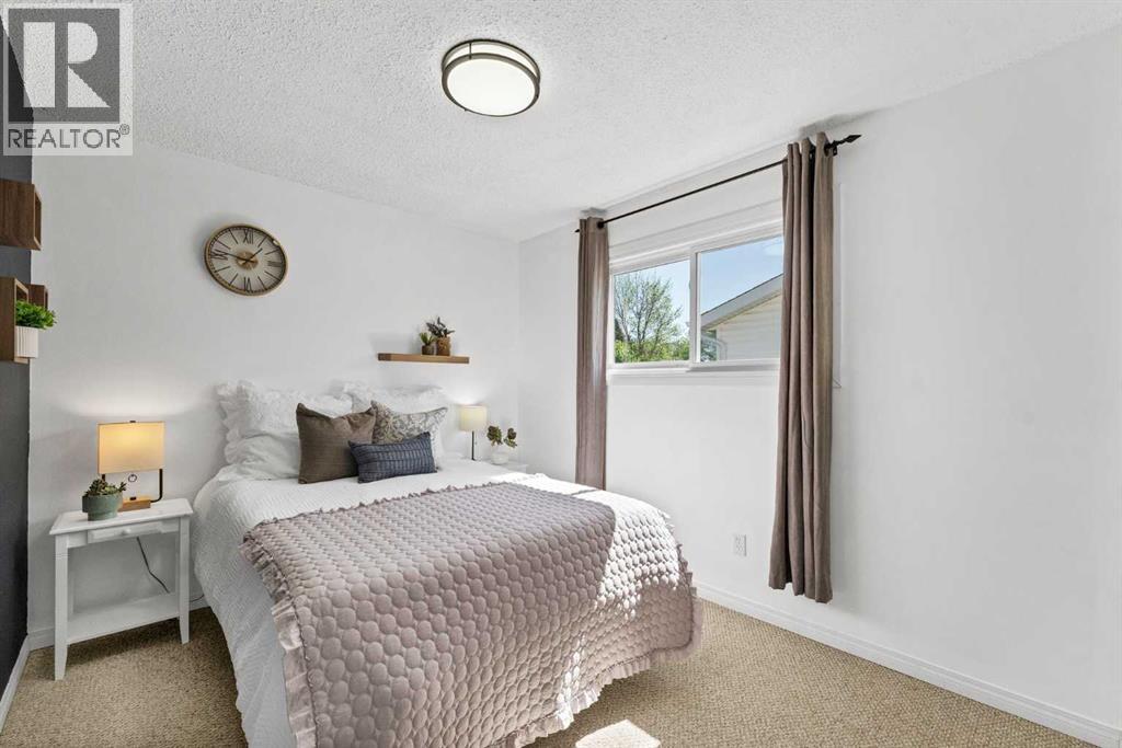 353 Ross Glen Drive SE — photo 20