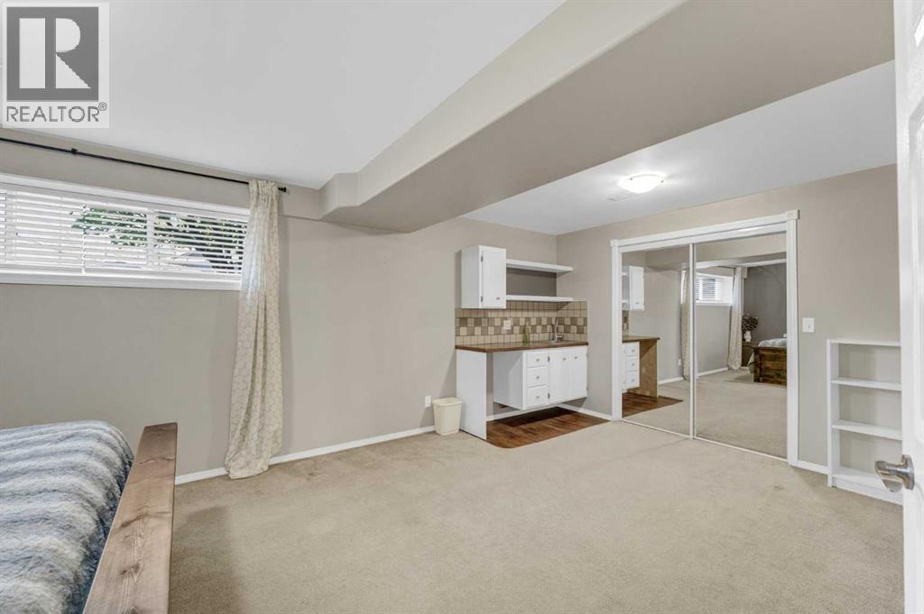 353 Ross Glen Drive SE — photo 33
