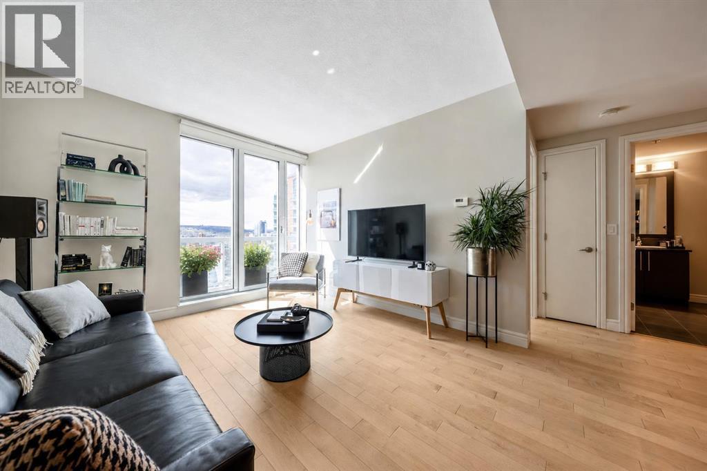 #1806 817 15 Avenue SW - 11