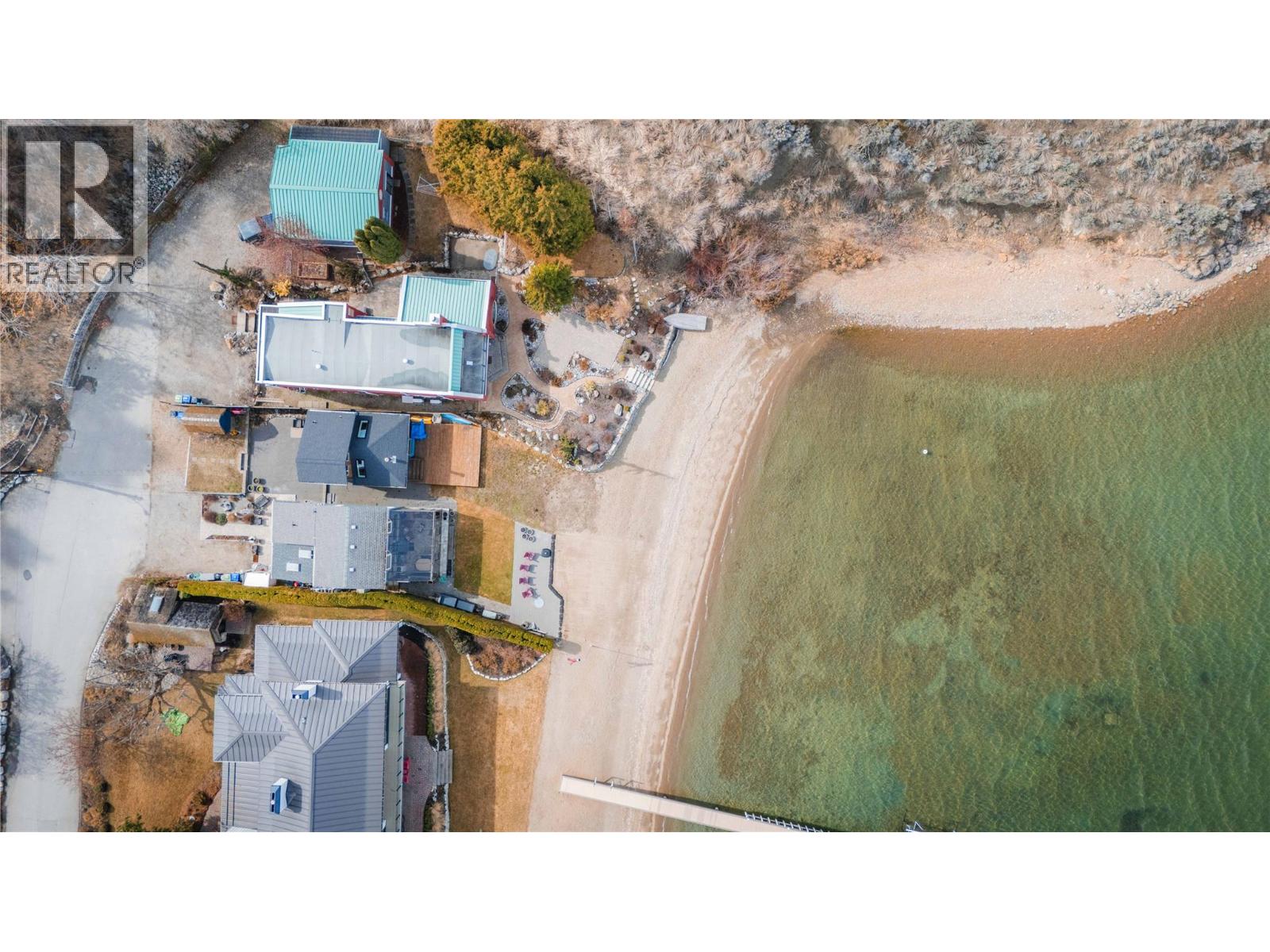  19279 Lakeshore Drive North, Summerland