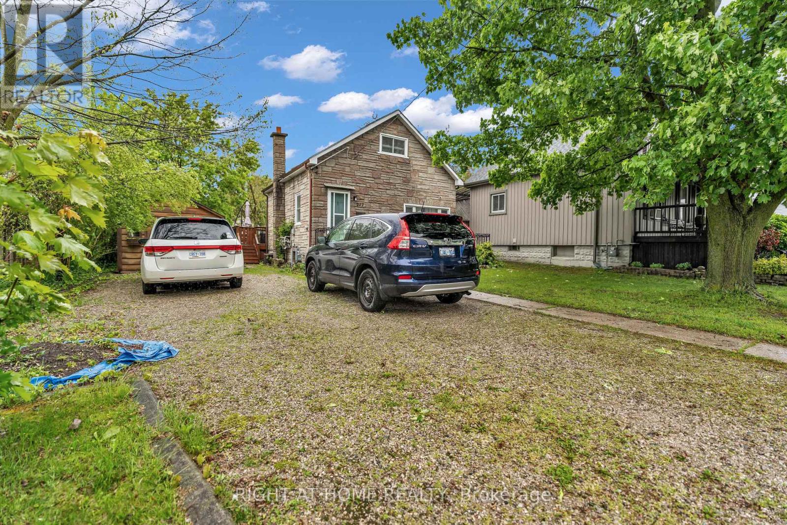 217 GILES STREET - Image 3