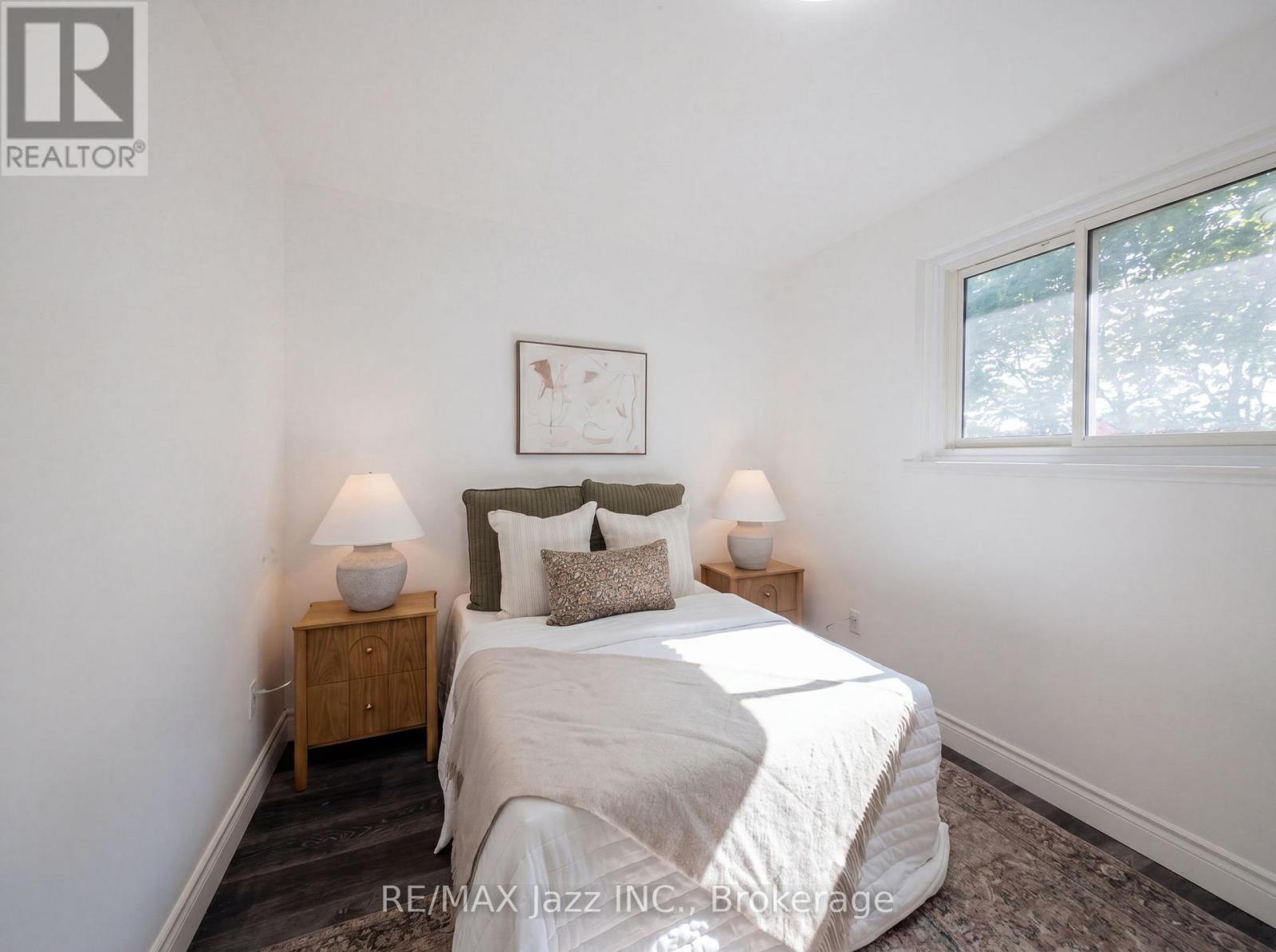50 OAKDALE DRIVE - 34