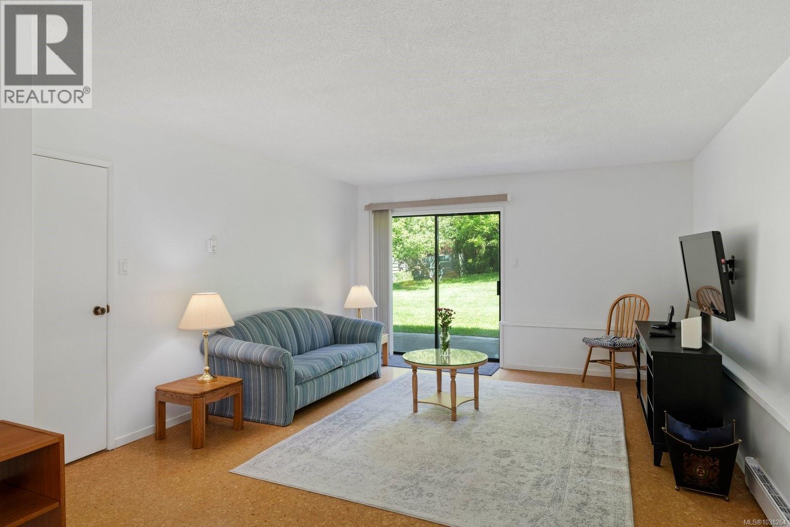 764 Mann Ave - 14