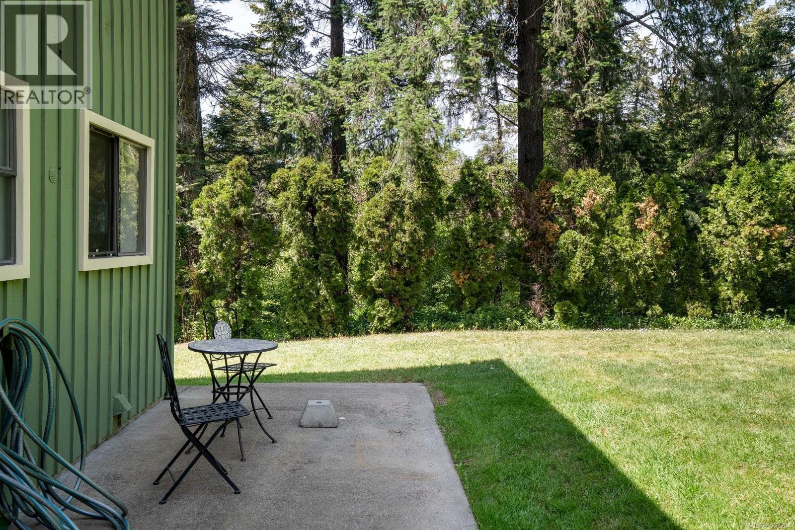 764 Mann Ave - 29
