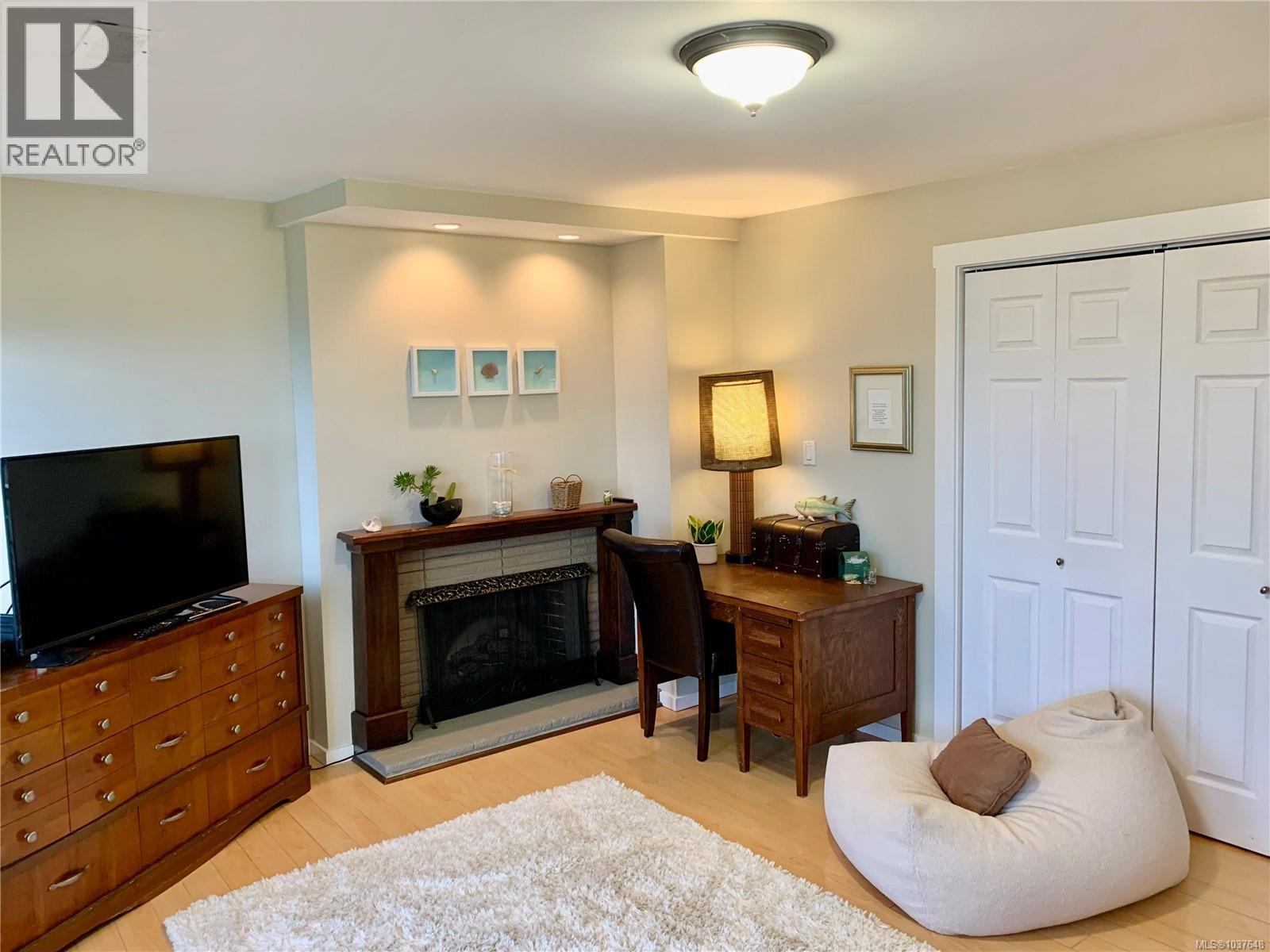 951 Claremont Ave - 42