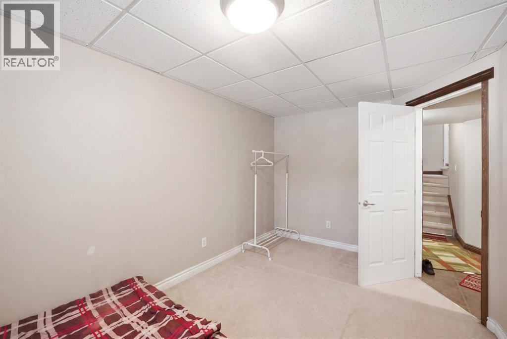 87 Kincora Drive NW - 41