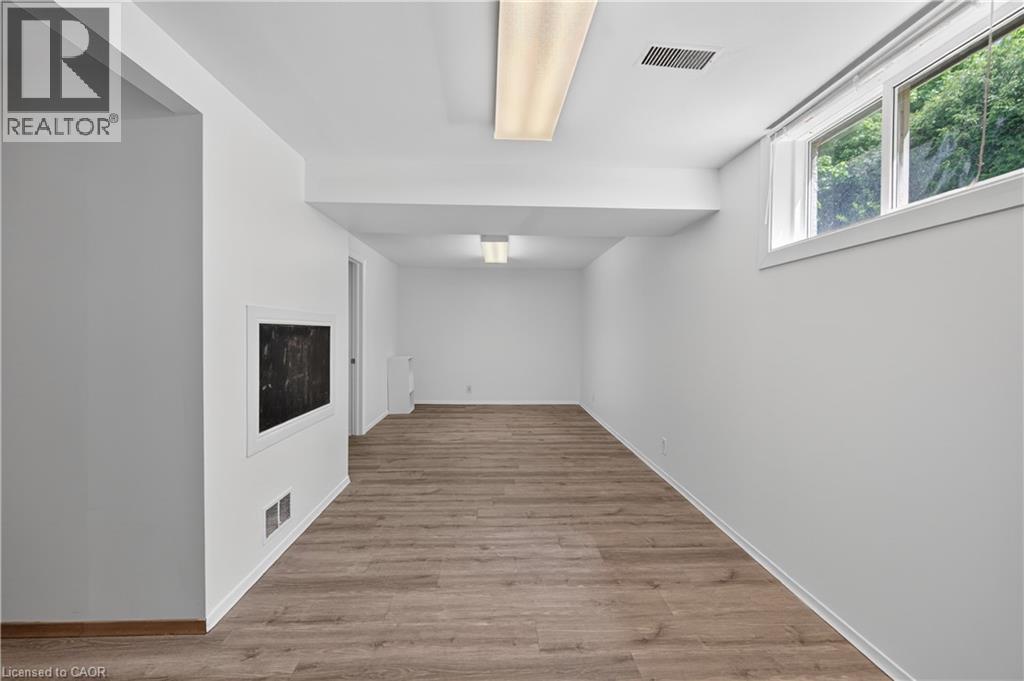 68 DUNCAIRN Crescent - 45