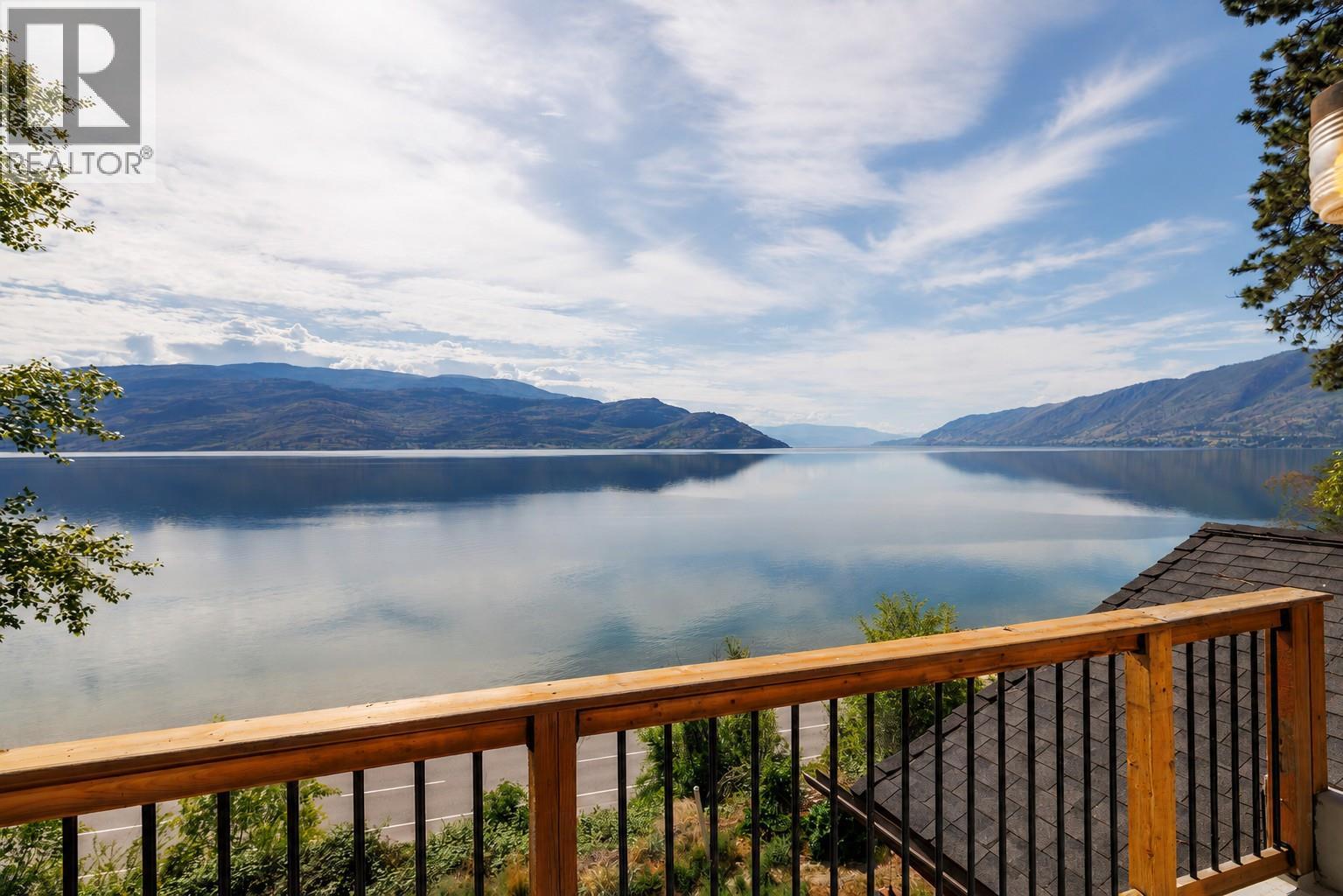 6261 Renfrew Road - 21