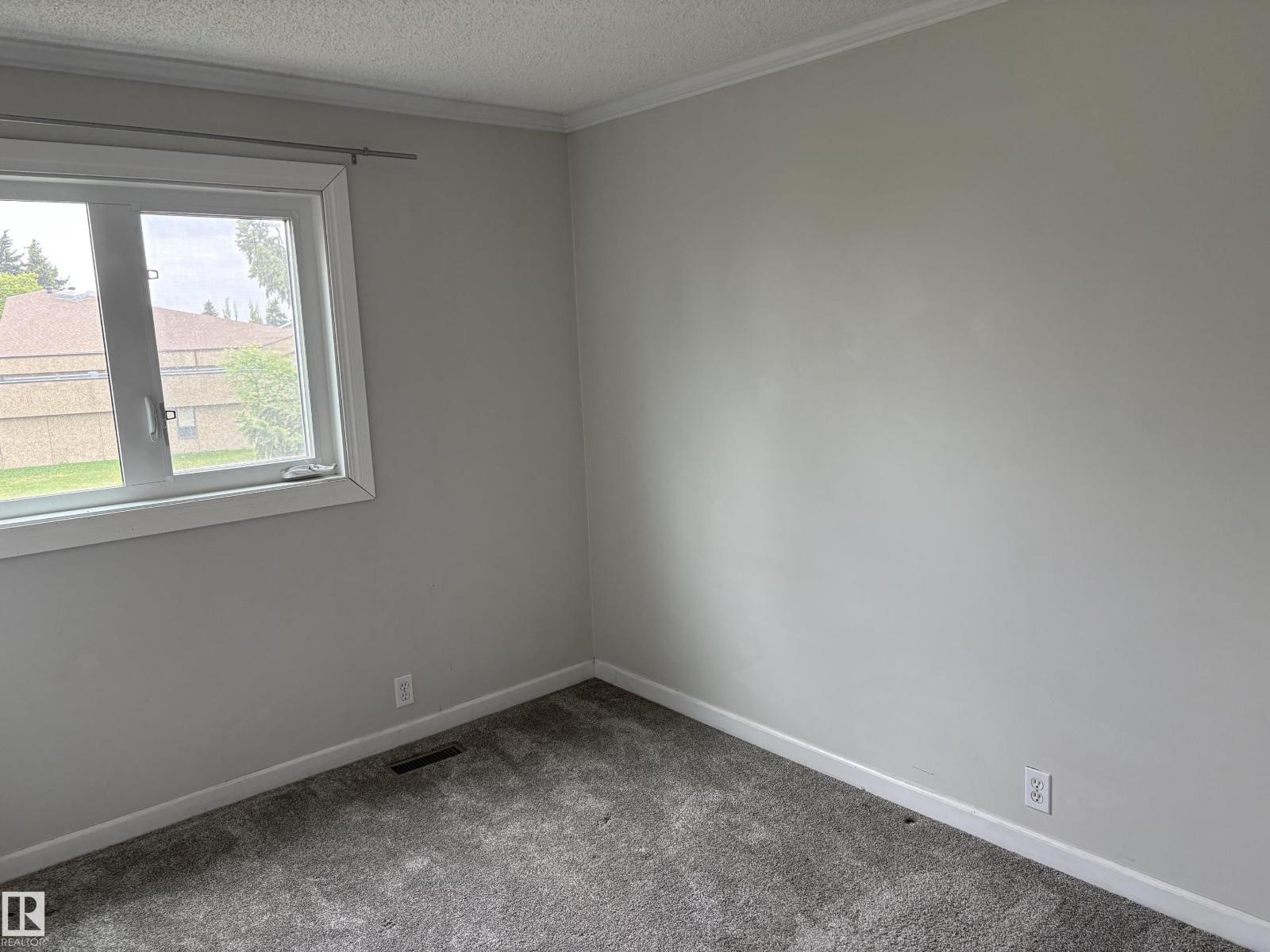 #40 14511 52 ST NW — photo 13