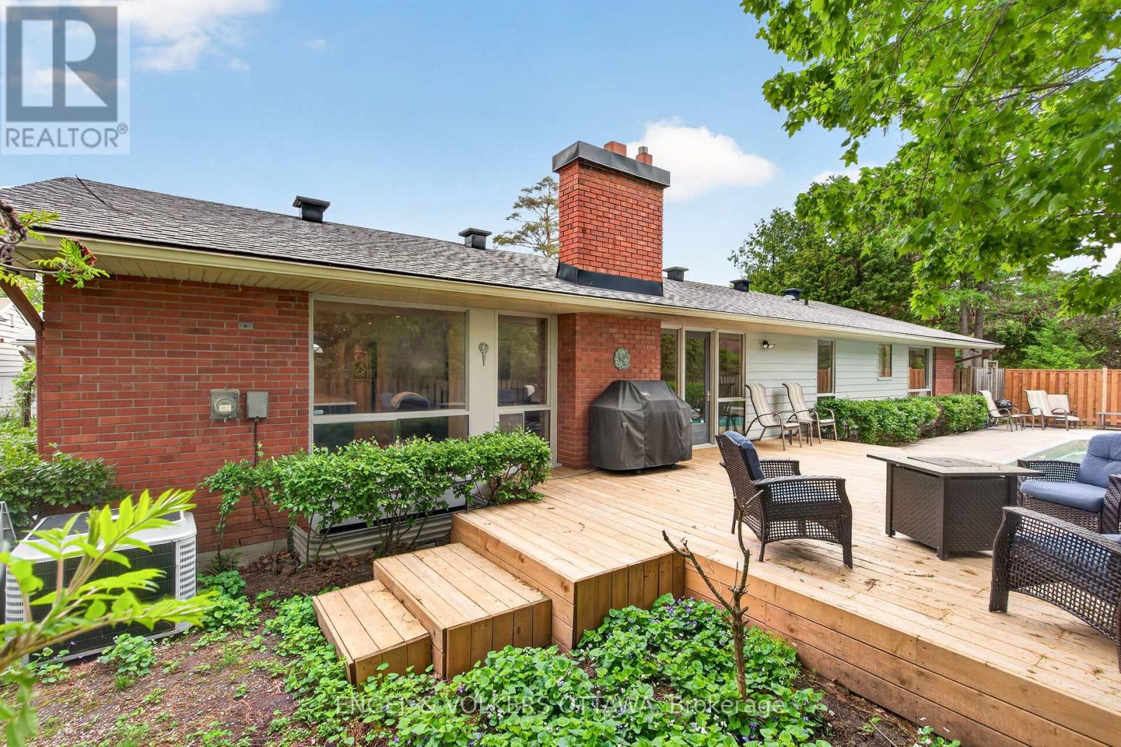 35 RIOPELLE COURT - 40