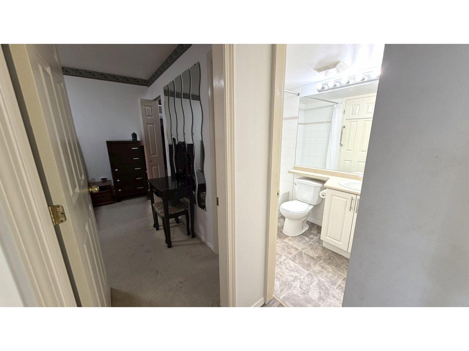 105 14355 103 AVENUE, Burnaby