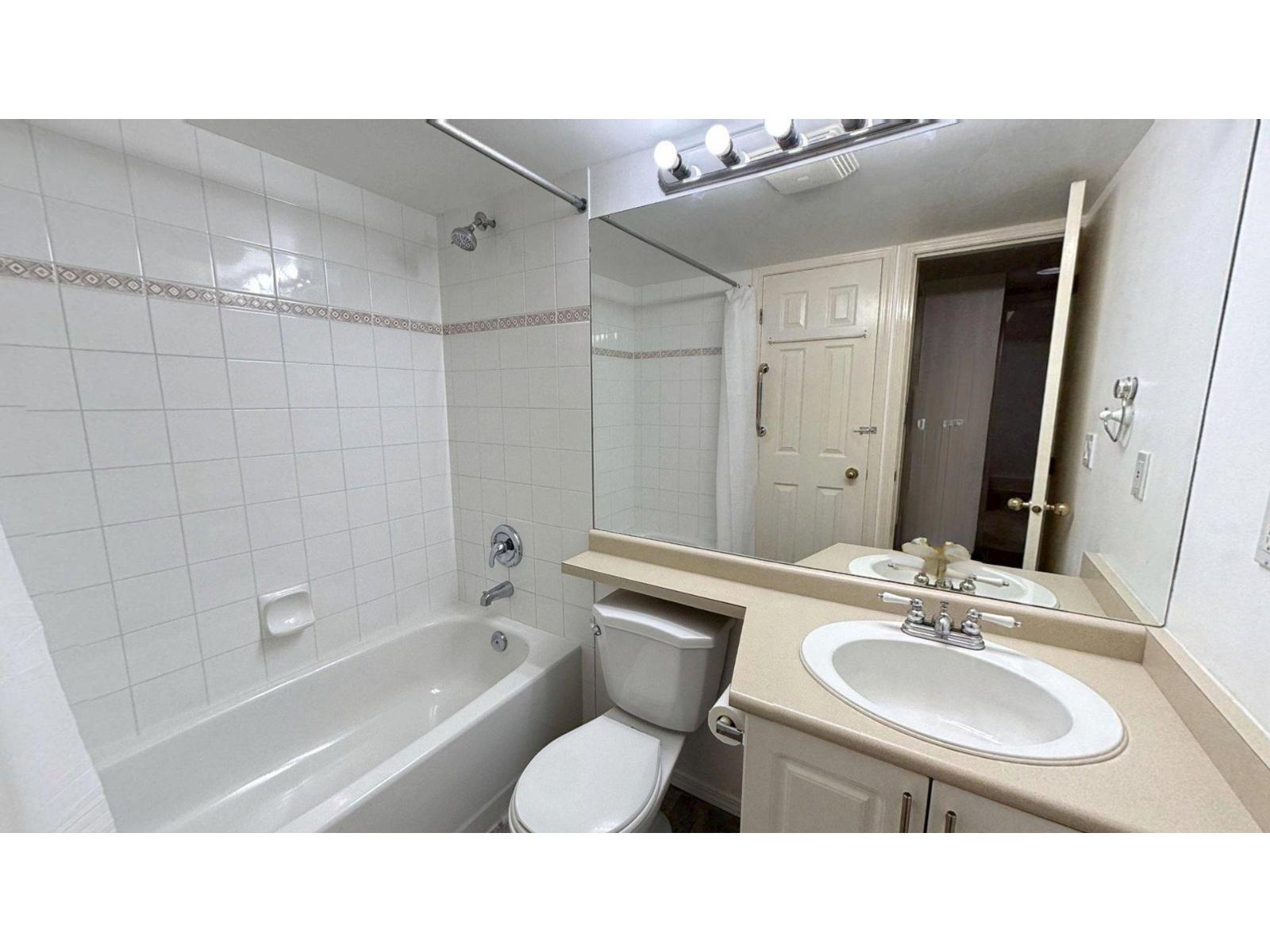 105 14355 103 AVENUE, Burnaby