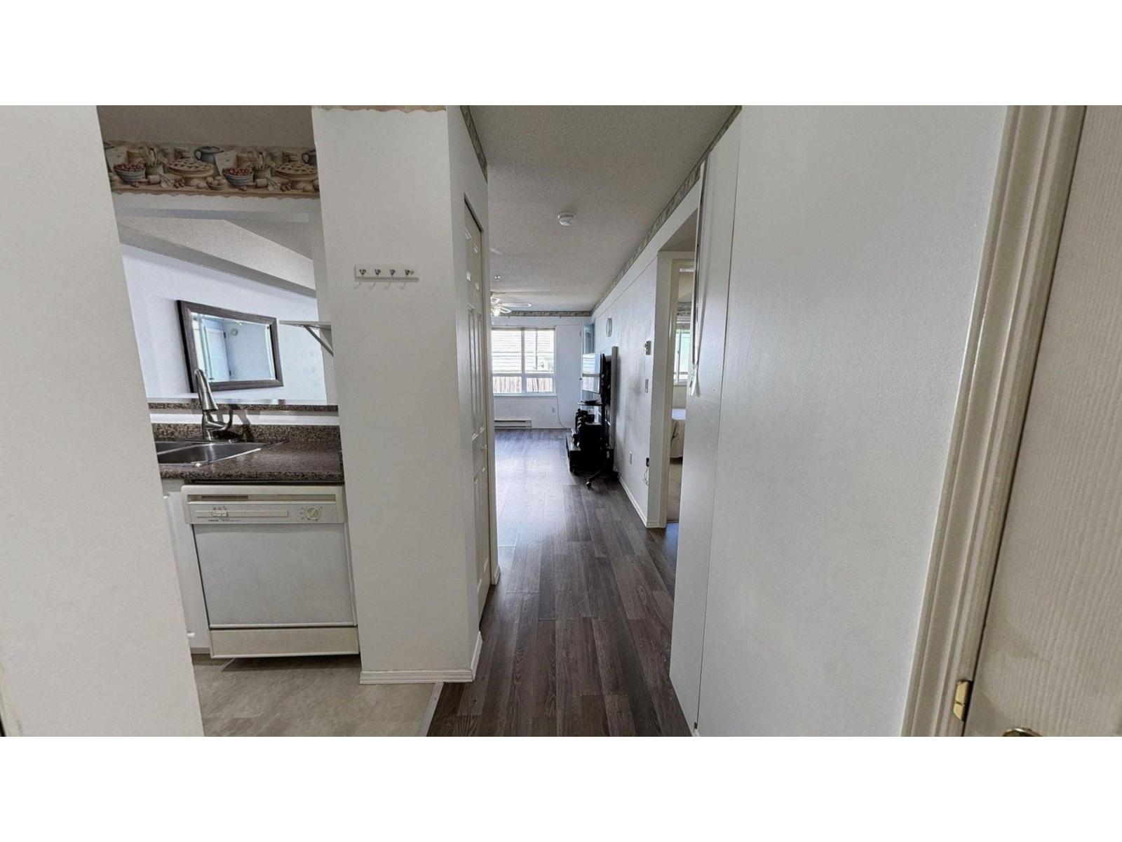 105 14355 103 AVENUE, Burnaby