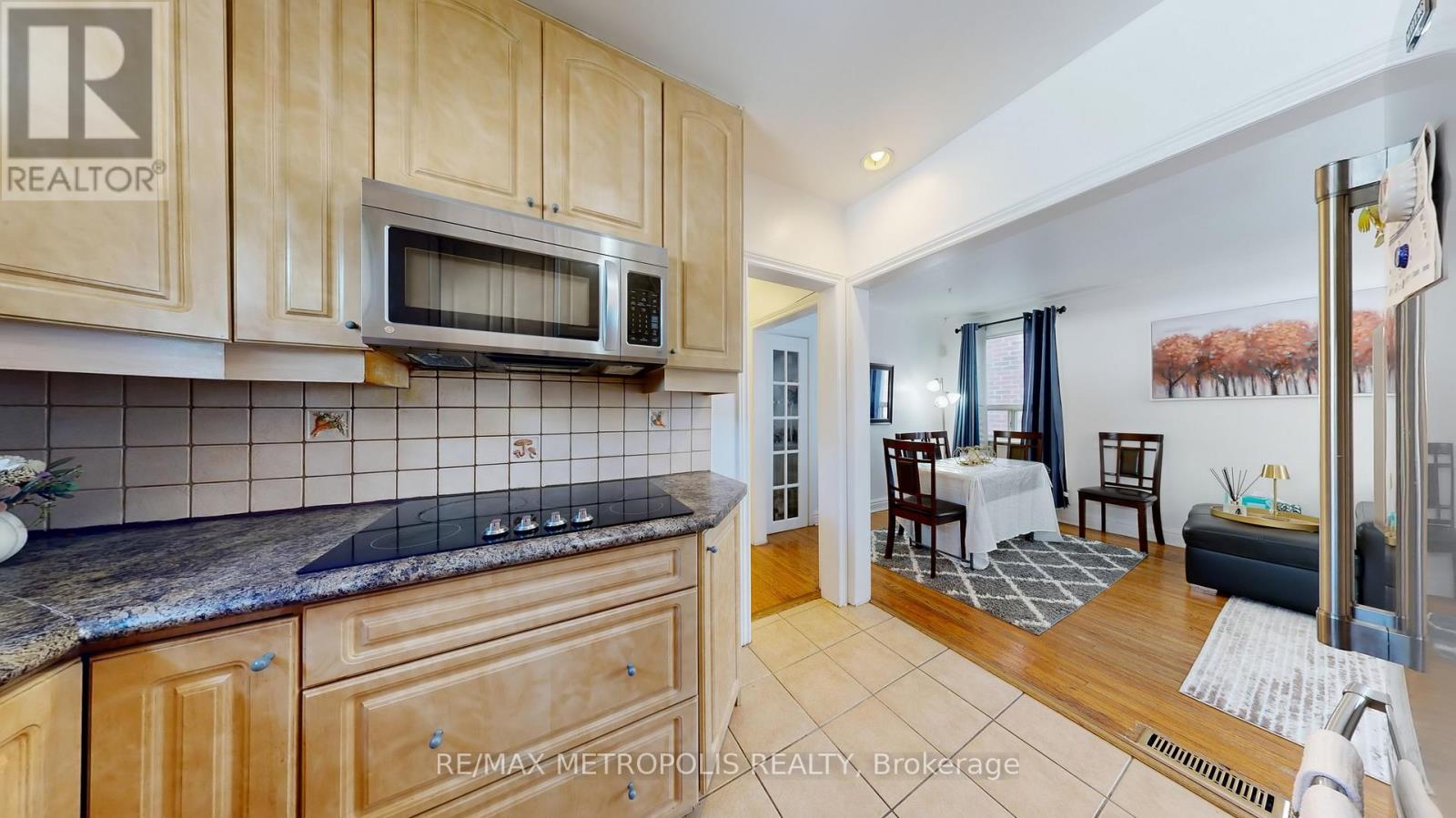 291 KENNEDY ROAD E - 17