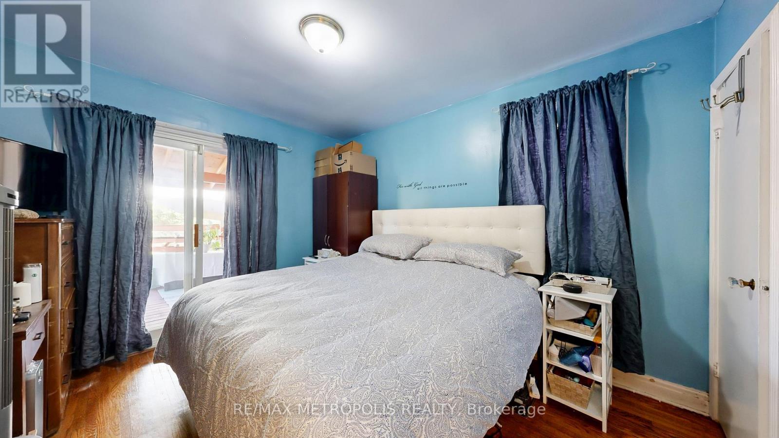 291 KENNEDY ROAD E - 22
