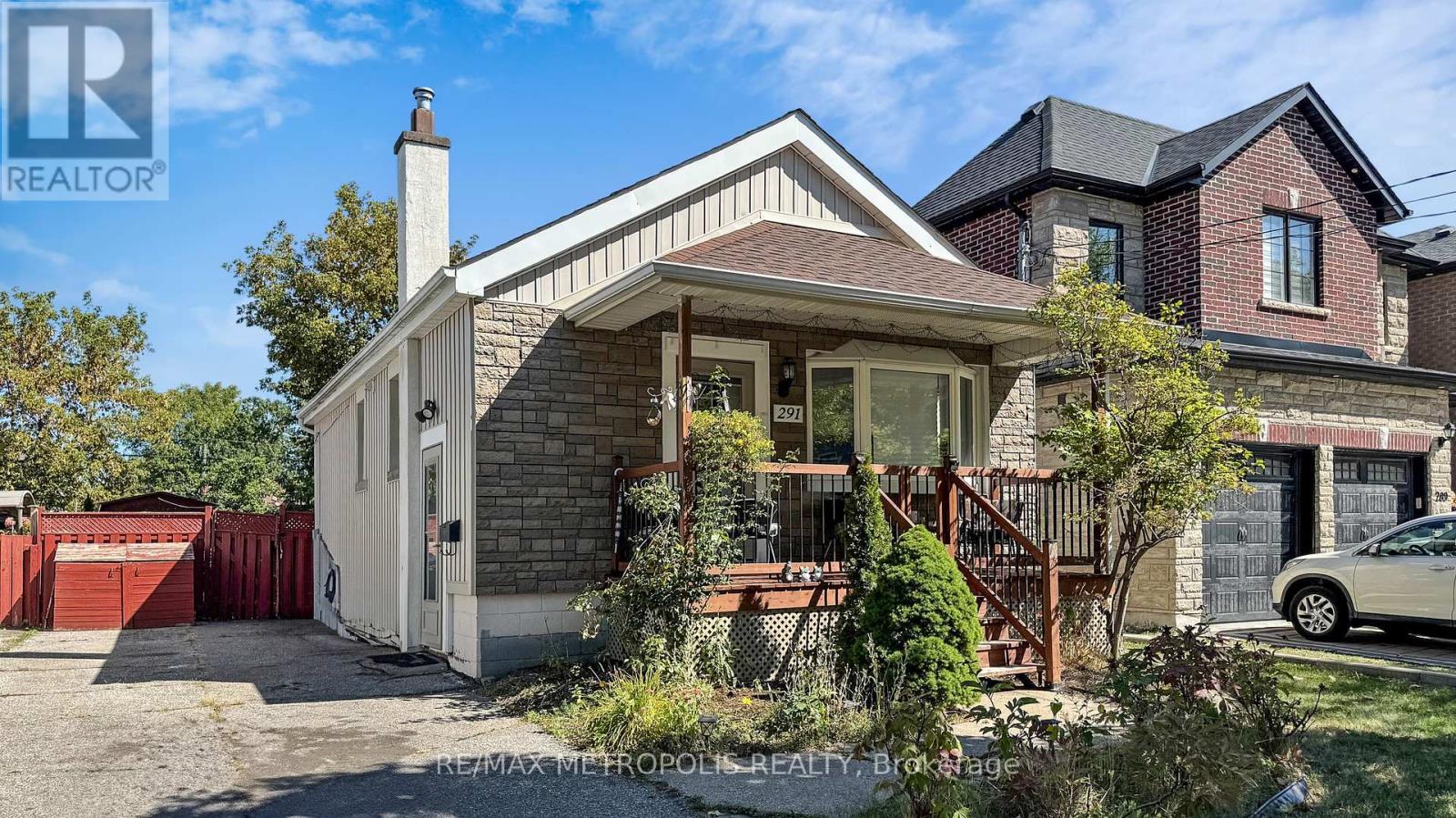 291 KENNEDY ROAD E - 4